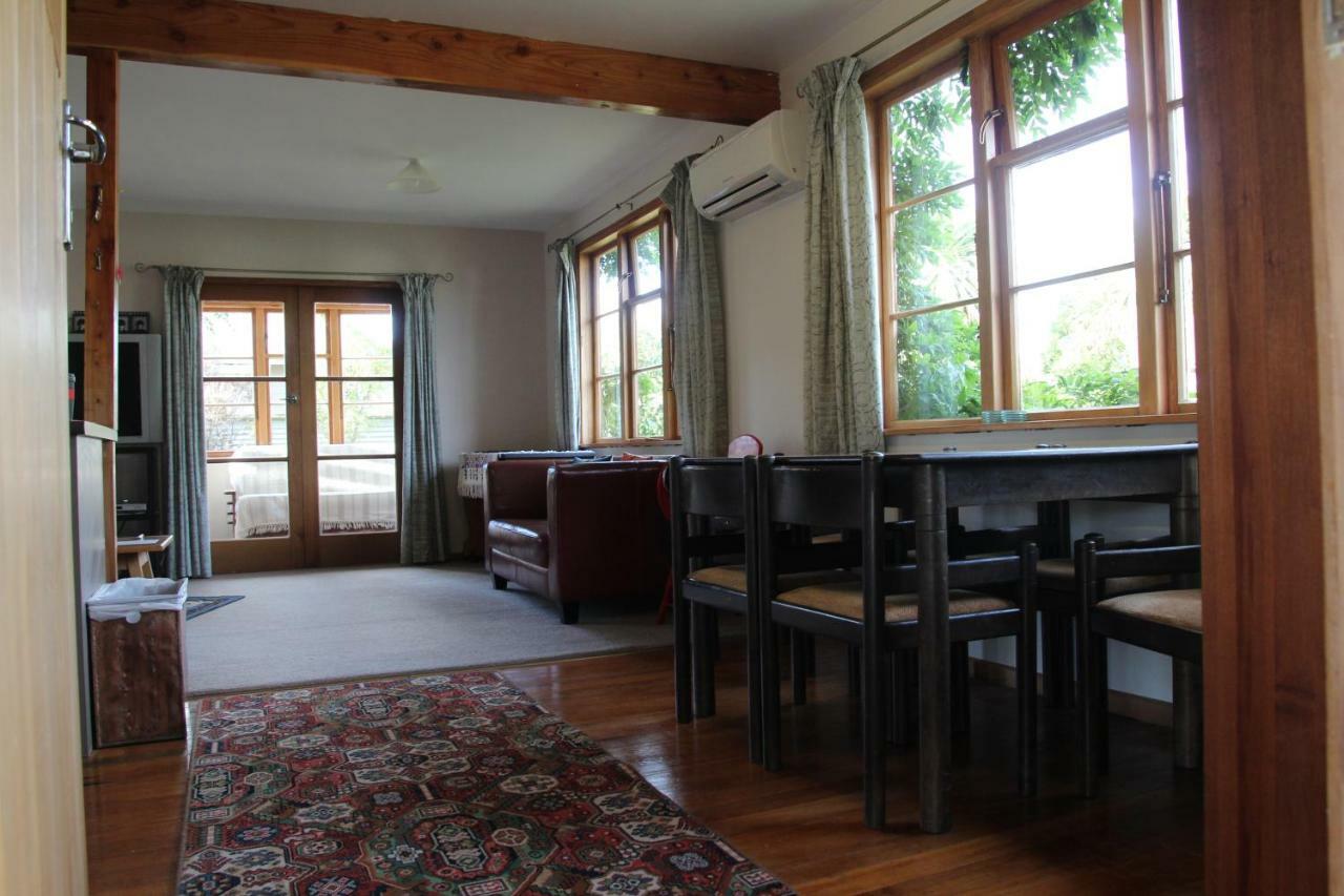Batch With A View Te Anau Exterior foto
